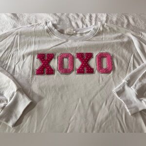 Chic Soul White Sweatshirt with Pink XOXO 2x